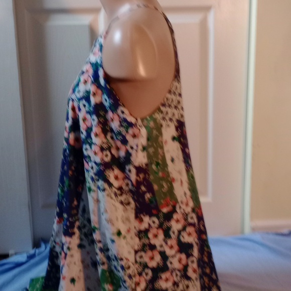 Floral Halter Dress by Fleur Bleu, Size 4 - Picture 3 of 9
